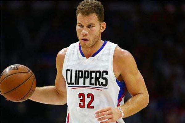 果断铲断 果断铲断